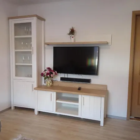 Mit 2 Schlafzimmern Apartamento