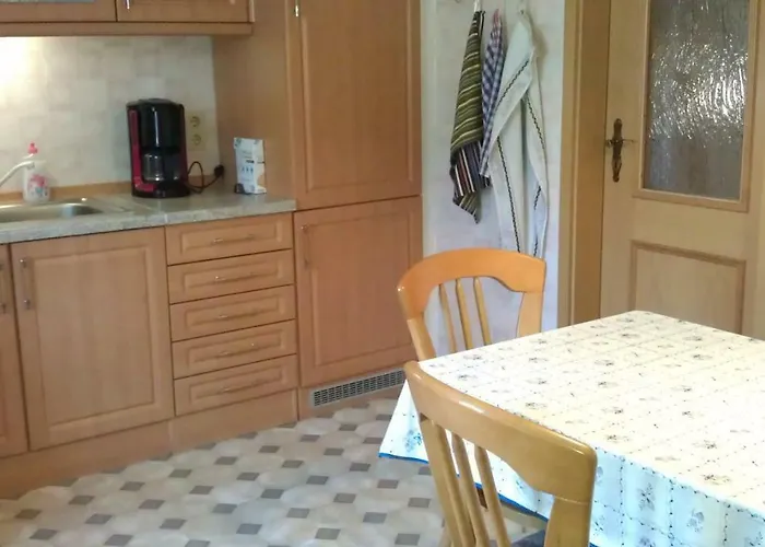 Mit 2 Schlafzimmern 公寓 *