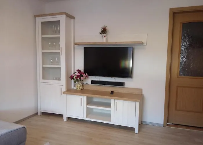 Mit 2 Schlafzimmern Apartman